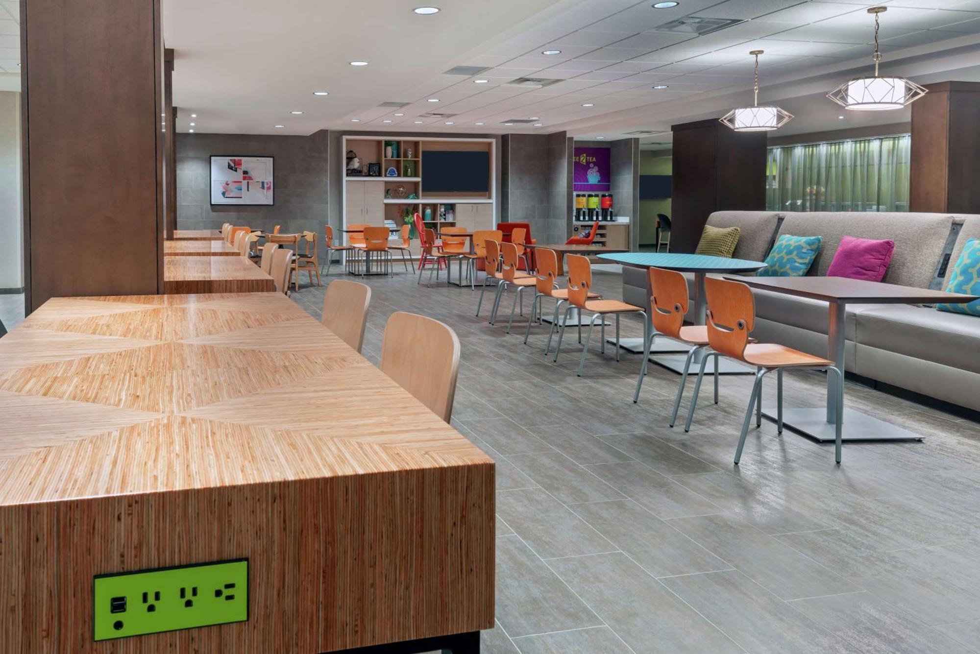 Home2 Suites By Hilton Orlando Near Universal Exterior foto